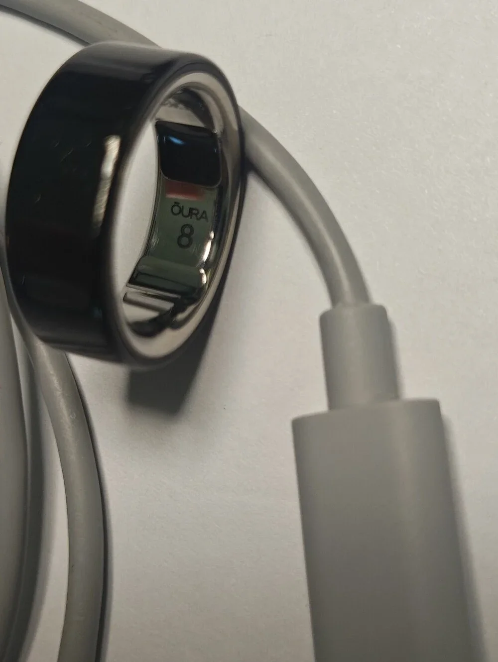 Oura Ring 4 in Black with Silver Interior (Size 8)